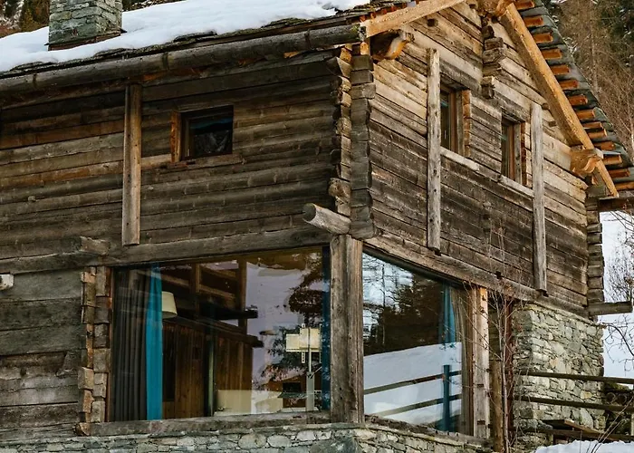 Hotellerie De Mascognaz シャンポルク